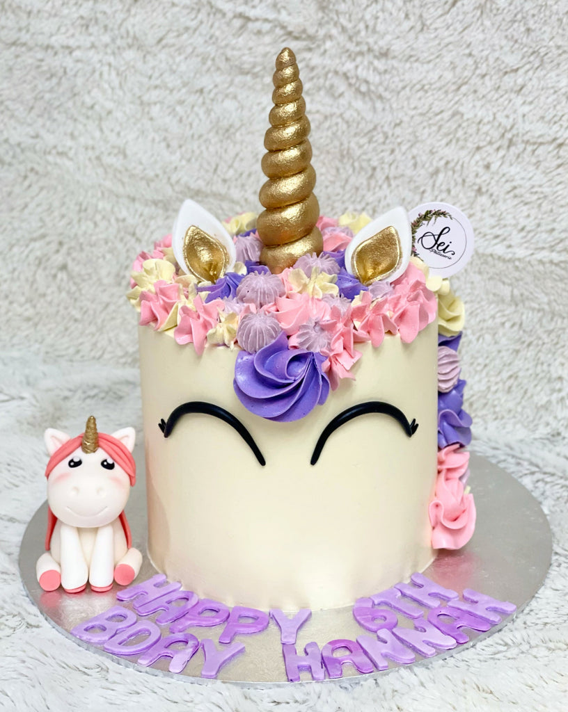 Gold Horned Unicorn with Baby Unicorn Tall Cake – Sei Pâtisserie