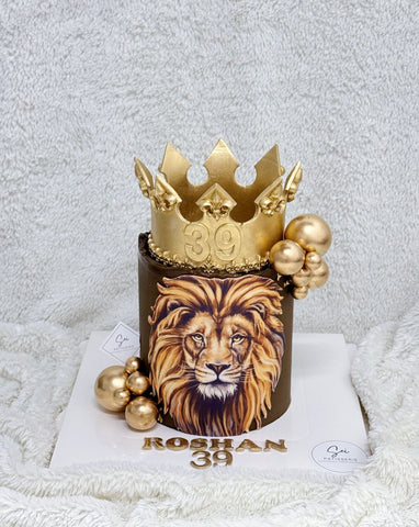 Majestic Lion and Crown Tall Cake