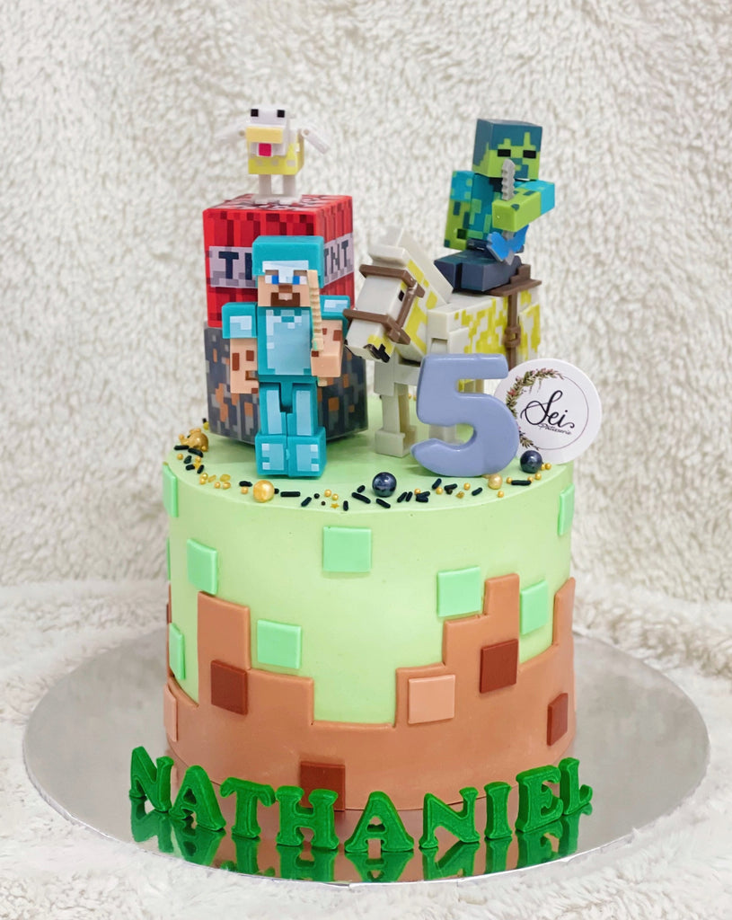 Lego vs Minecraft Cake | Minecraft cake, Minecraft birthday cake, Cake