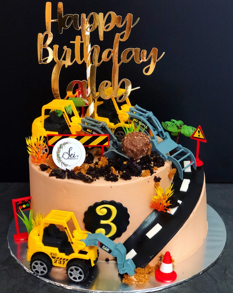 DigiCrumbs: Digger Birthday Cake - An Easy DIY Interactive Birthday Cake